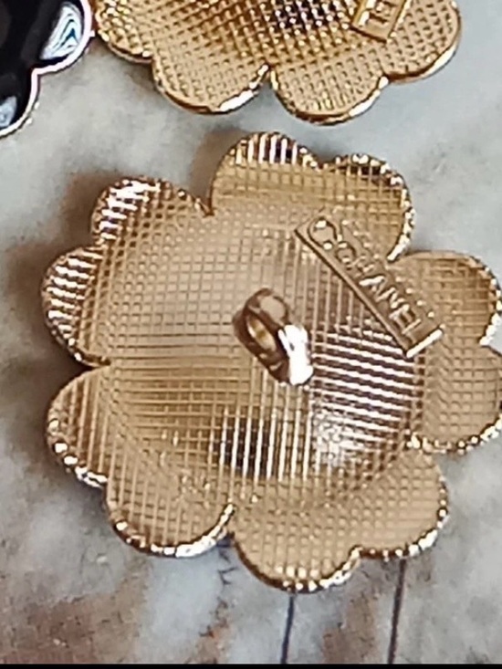 Chanel Zipper Pull - Picture 2 of 2